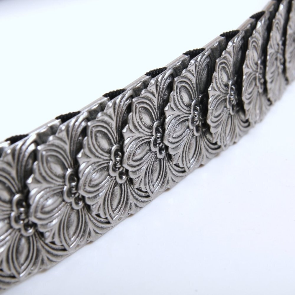 NWOT Silver Metal Scales Belt with Rhinestone Buckle‎ - Picture 9 of 10